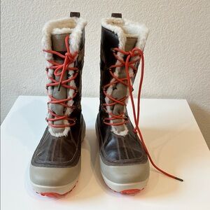 Columbia Dark Brown and Red Winter Boots